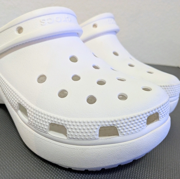 Women's Crocs Pure White Classic Platform Clogs - Picture 5 of 7